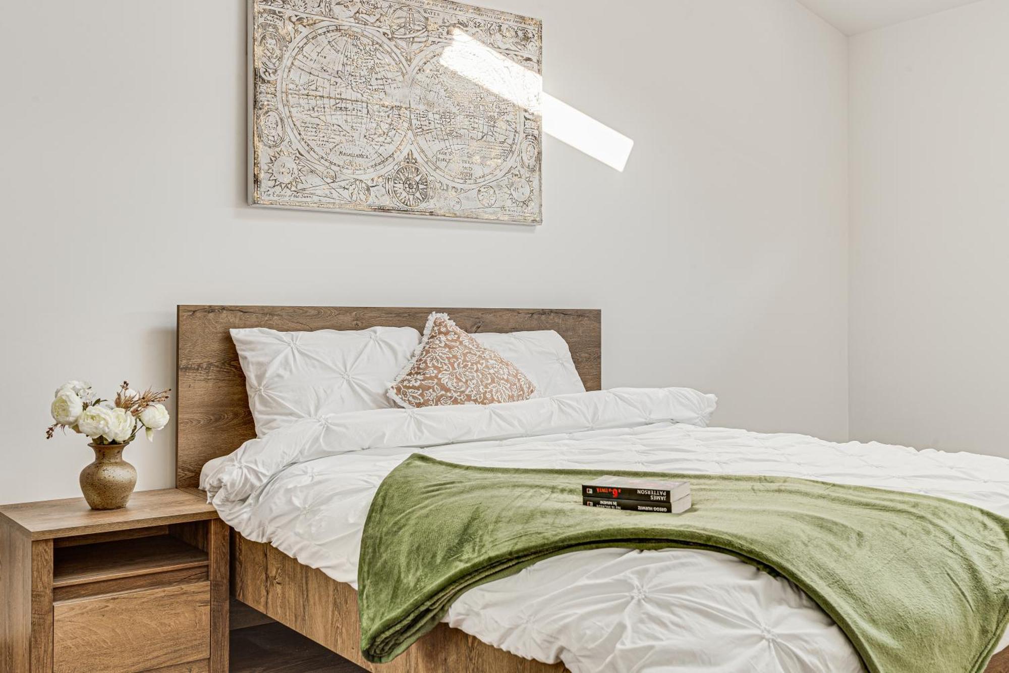 Ari Central Grand Apartments - Luxurious Stay Арад Екстериор снимка